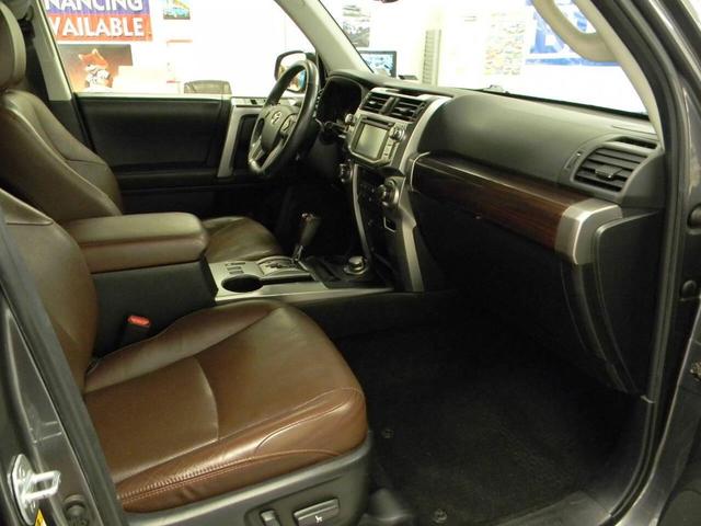 Photo of 2018 Gray Toyota 4Runner