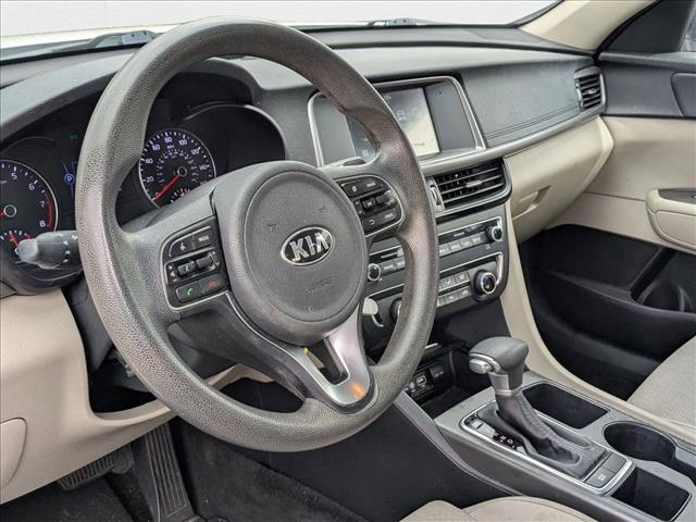 Photo of 2018 Snow White Pearl Kia Optima
