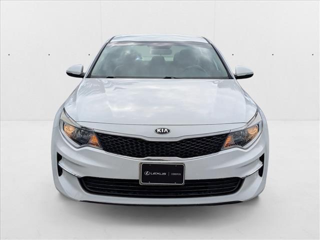Photo of 2018 Snow White Pearl Kia Optima
