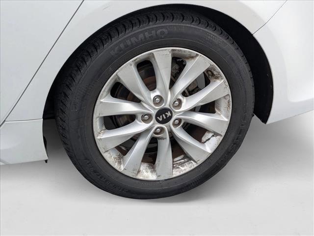 Photo of 2018 Snow White Pearl Kia Optima