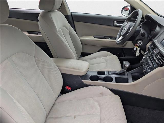 Photo of 2018 Snow White Pearl Kia Optima