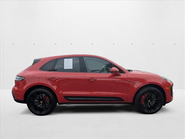Photo of 2025 Red Porsche Macan