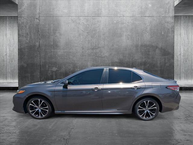Photo of 2019 Predawn Gray Mica Toyota Camry