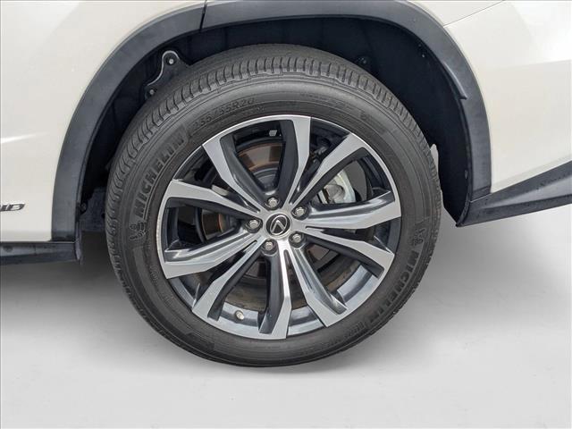 Photo of 2022 Eminent White Pearl Lexus RX 450h