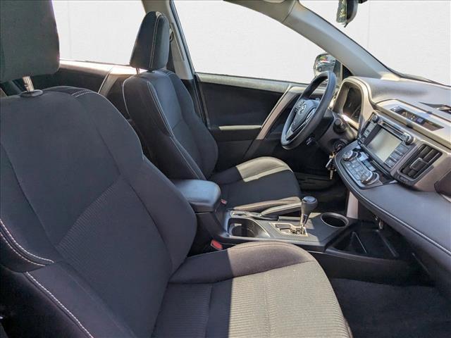 Photo of 2015 Classic Silver Met Toyota RAV4