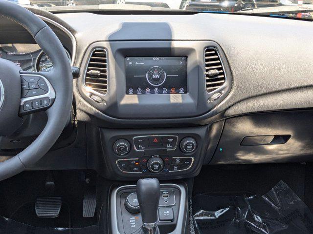 Photo of 2021 Laser Blue Pearlcoat Jeep Compass