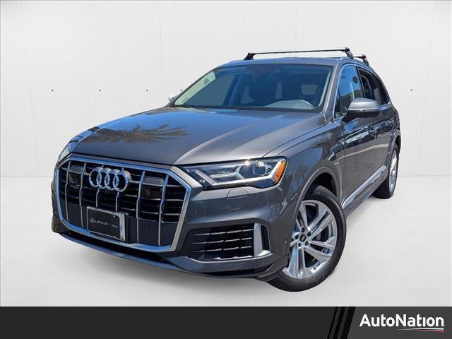 Photo of 2022 Samurai Gray Metallic Audi Q7