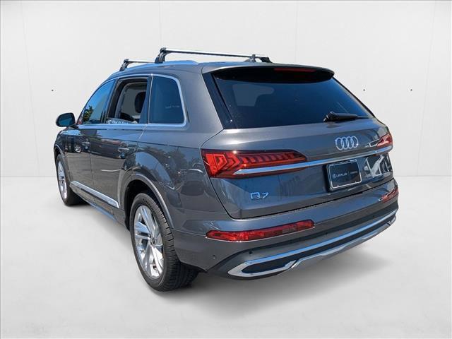 Photo of 2022 Samurai Gray Metallic Audi Q7