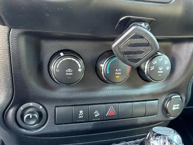 Photo of 2018 Black Clearcoat Jeep Wrangler JK