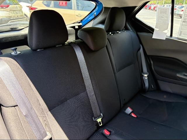 Photo of 2025 Electric Blue Metallic Nissan Kicks