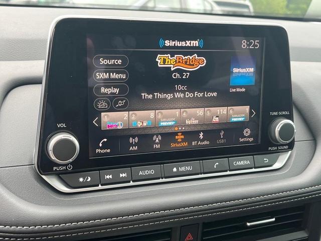 Photo of 2025 Everest White Pearl Nissan Rogue