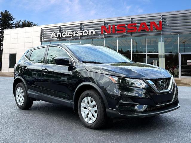 Photo of 2020 Magnetic Black Pearl Nissan Rogue Sport