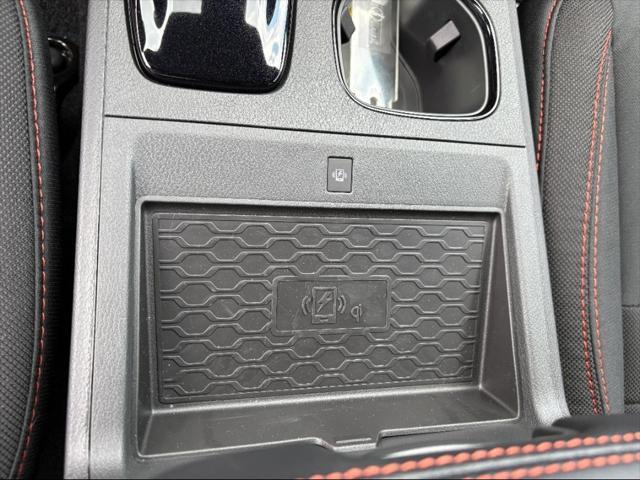 Photo of 2025 Glacier White Nissan Frontier