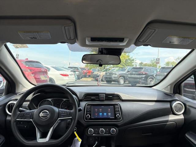 Photo of 2022 Gun Metallic Nissan Versa
