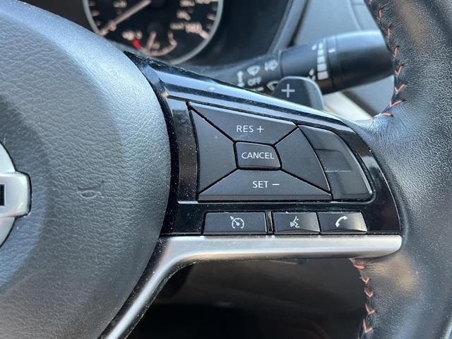 Photo of 2020 Super Black Nissan Altima