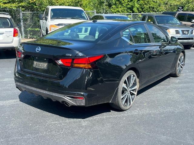 Photo of 2020 Super Black Nissan Altima