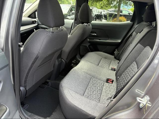 Photo of 2025 Gun Metallic Nissan Kicks