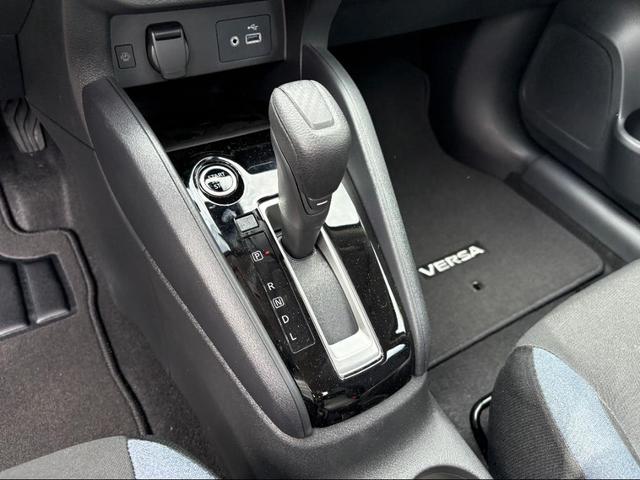 Photo of 2025 Gun Metallic Nissan Versa
