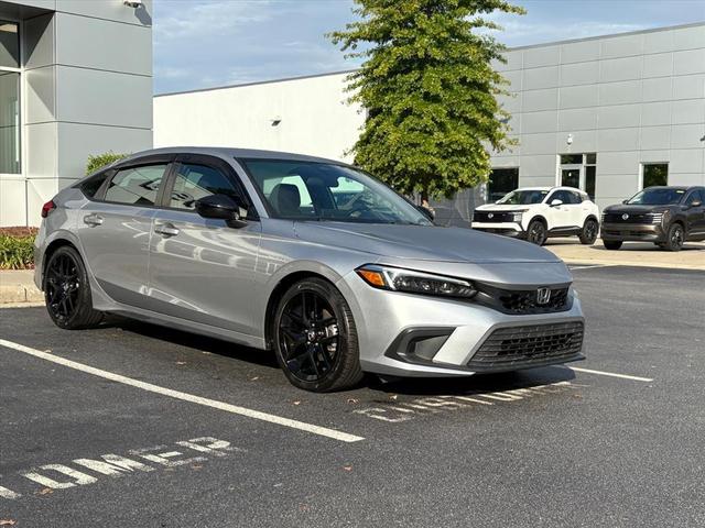 Photo of 2022 Silver Metallic Honda Civic