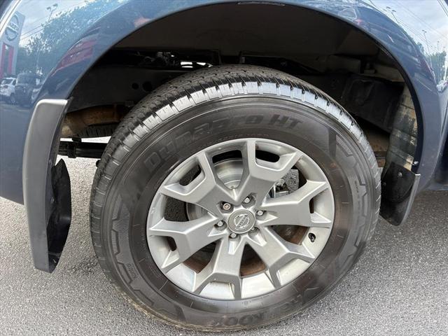 Photo of 2020 Arctic Blue Metallic Nissan Frontier