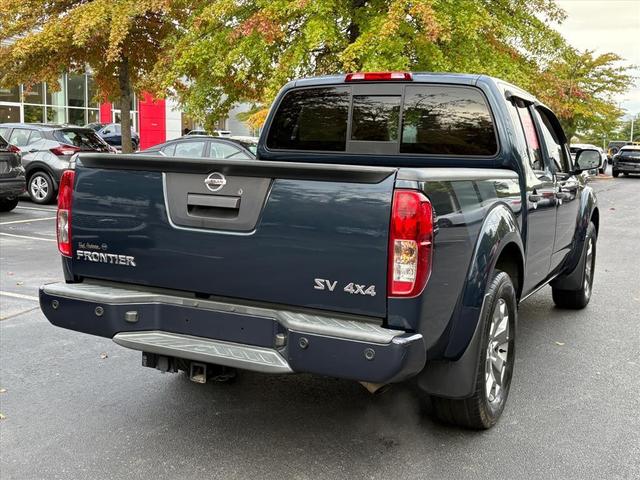 Photo of 2020 Arctic Blue Metallic Nissan Frontier