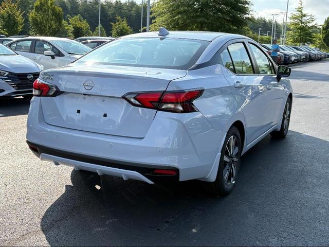 Photo of 2025 Gray Sky Pearl Nissan Versa