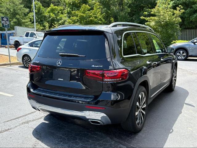 Photo of 2021 Night Black Mercedes-Benz GLB 250