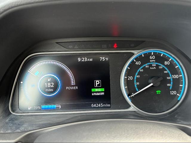 Photo of 2020 Gun Metallic Nissan Leaf