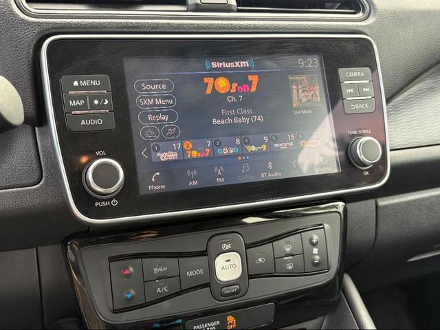 Photo of 2020 Gun Metallic Nissan Leaf