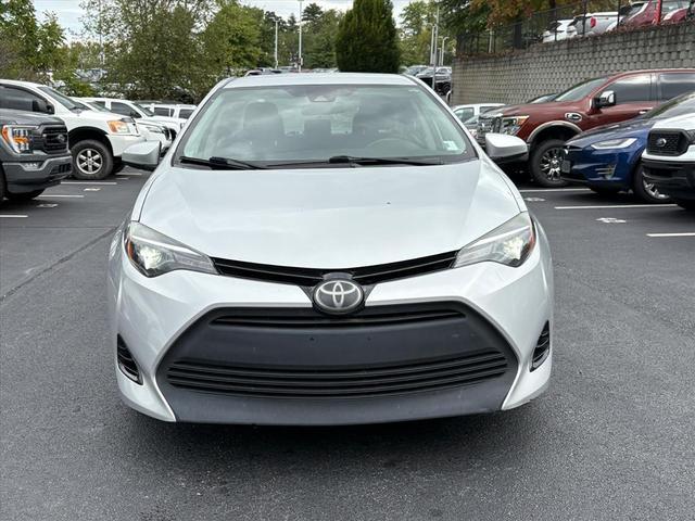 Photo of 2018 Classic Silver Metallic Toyota Corolla