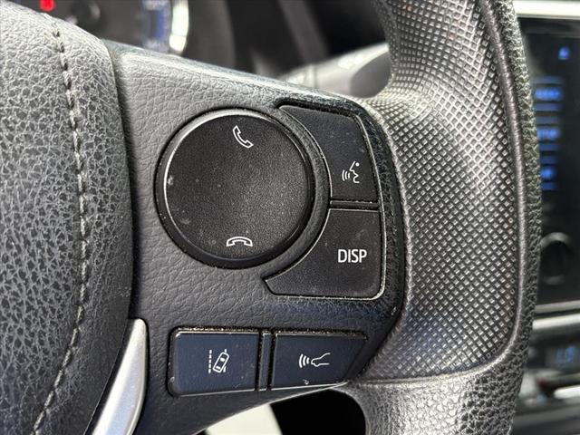 Photo of 2018 Classic Silver Metallic Toyota Corolla