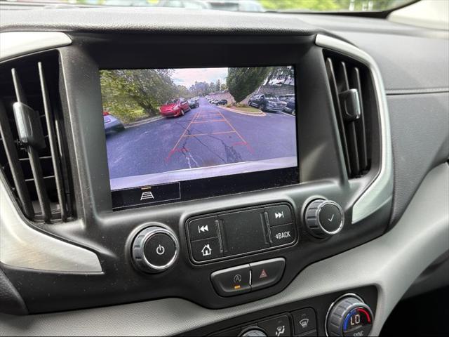 Photo of 2023 White Frost Tricoat GMC Terrain