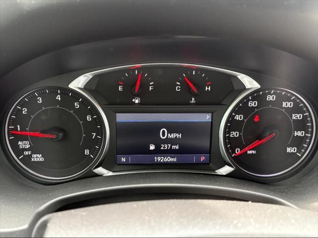 Photo of 2023 White Frost Tricoat GMC Terrain