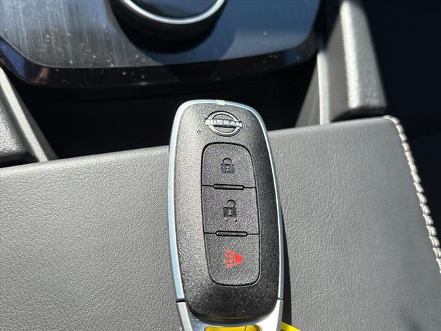 Photo of 2026 Super Black Nissan Rogue