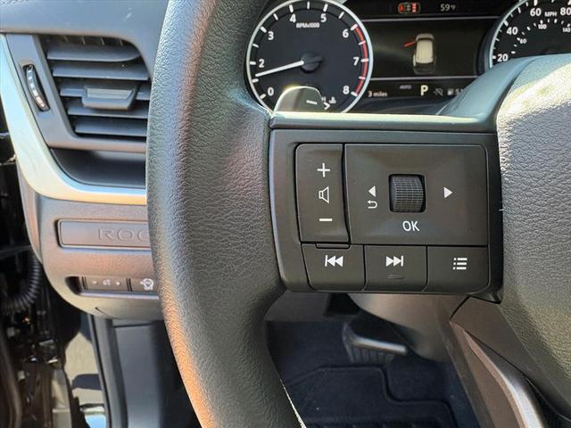 Photo of 2026 Super Black Nissan Rogue