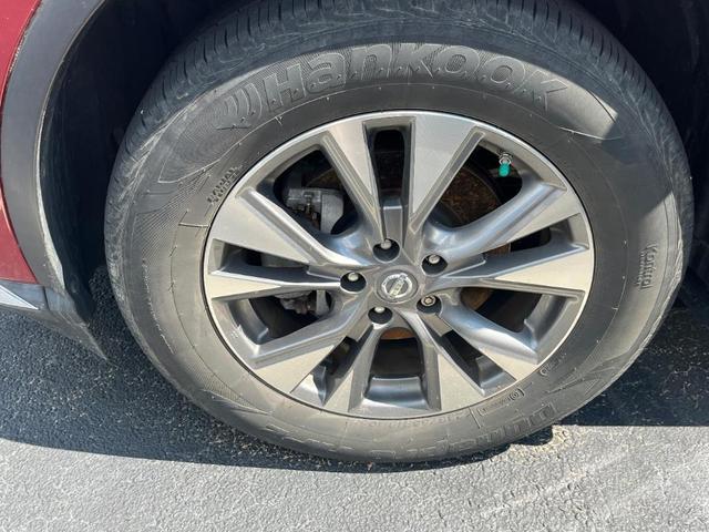 Photo of 2017 Cayenne Red Metallic Nissan Murano