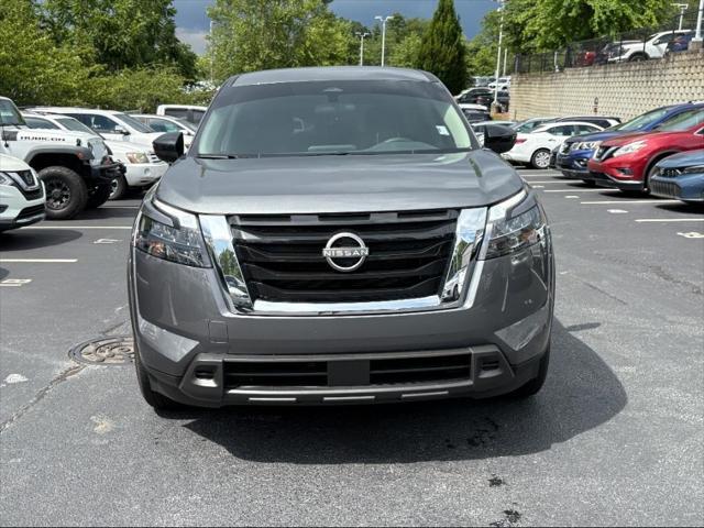Photo of 2025 Gun Metallic Nissan Pathfinder