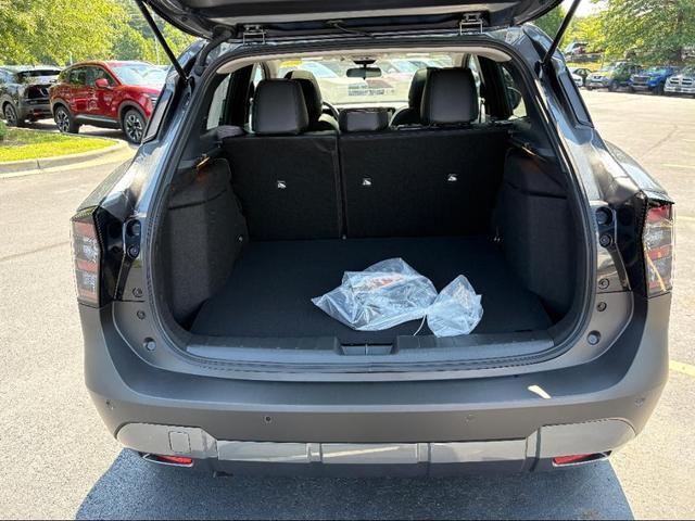 Photo of 2025 Gun Metallic Nissan Kicks