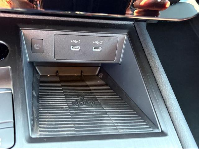 Photo of 2025 Gun Metallic Nissan Kicks