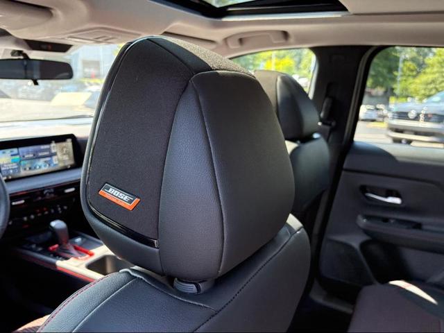 Photo of 2025 Gun Metallic Nissan Kicks