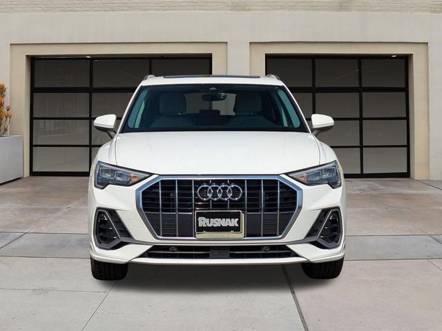 Photo of 2022 Ibis White Audi Q3