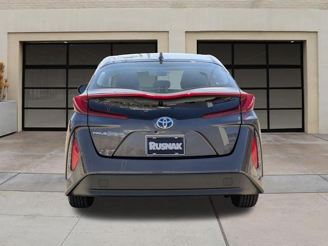 Photo of 2021 Magnetic Gray Metallic Toyota Prius Prime