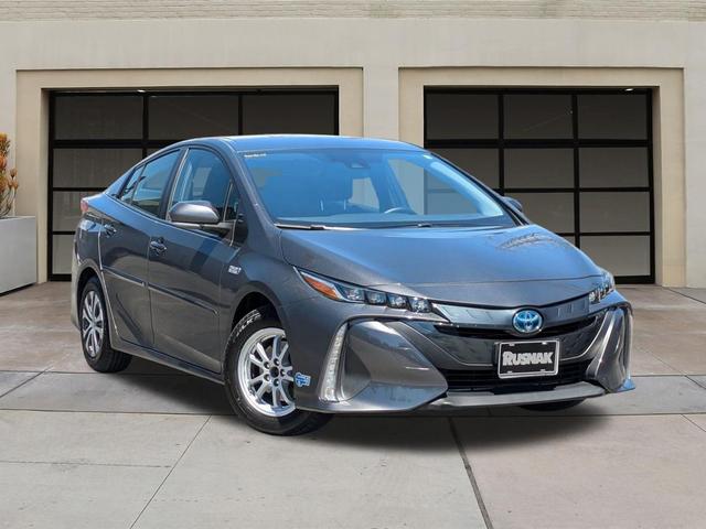 Photo of 2021 Magnetic Gray Metallic Toyota Prius Prime