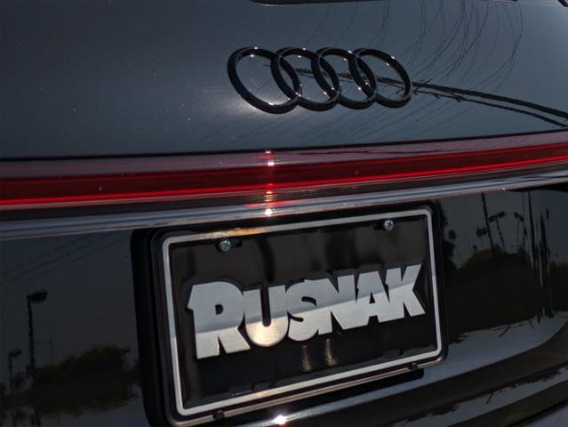 Photo of 2025 Mythos Black Metallic Audi Q4 e-tron
