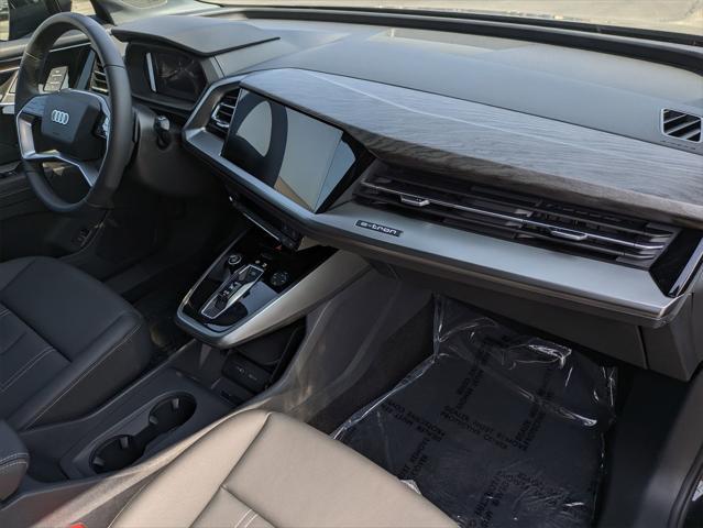 Photo of 2025 Mythos Black Metallic Audi Q4 e-tron