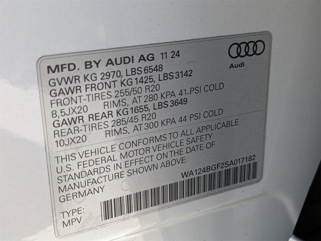 Photo of 2025 Glacier White Audi Q6 e-tron