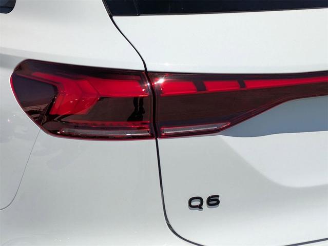 Photo of 2025 Glacier White Audi Q6 e-tron