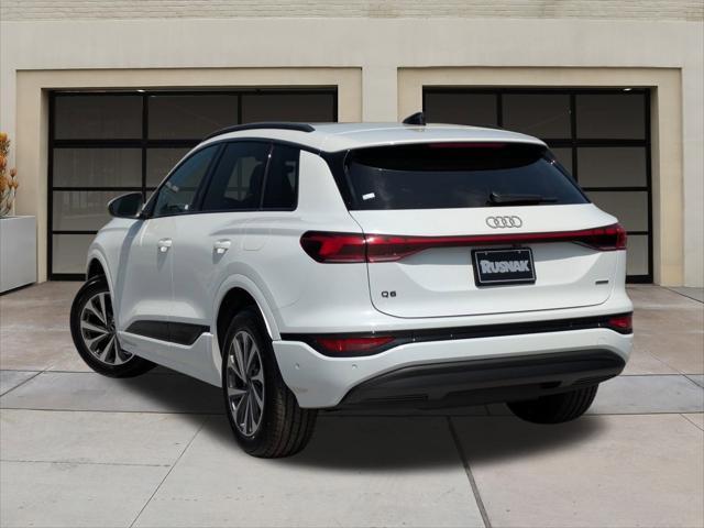 Photo of 2025 Glacier White Audi Q6 e-tron