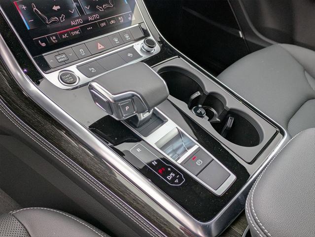 Photo of 2025 Samurai Gray Metallic Audi Q7