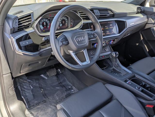 Photo of 2025 Chronos Gray Metallic Audi Q3